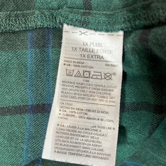 Old Navy, women’s button down blackwatch plaid shirt, size 1x, blue/green - Picture 6 of 6